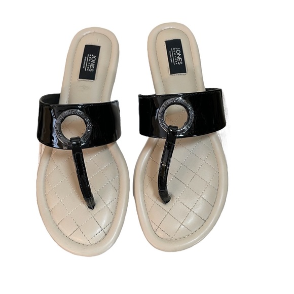 Jones of New York Black and Nude Sandals Size 8M - Picture 2 of 6